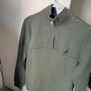Green Nautica sweater men’s Small can be unisex. Smoke free house
